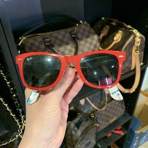 Authentic Rayban Wayfarer special series 2, limited edition red sunglasses